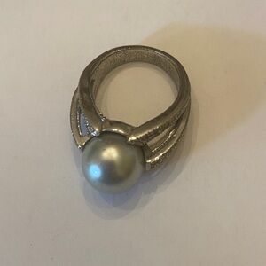 Premier Designs Grey Pearl Silver Ring